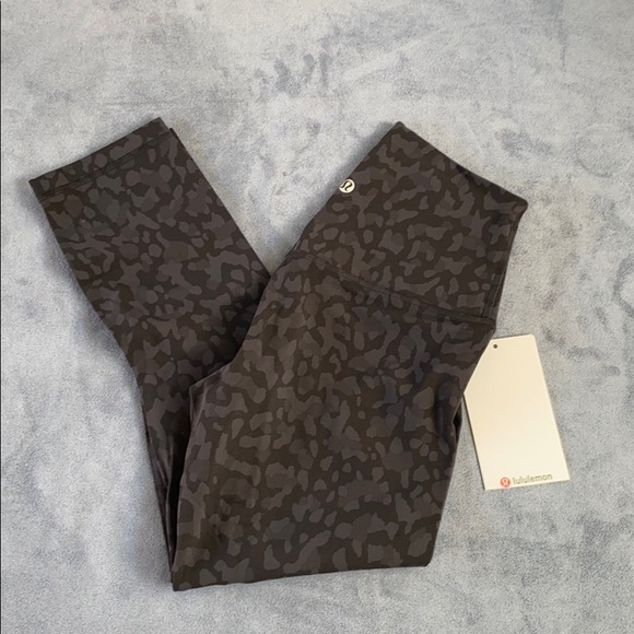 lululemon athletica Pants - Lululemon align crop 21”